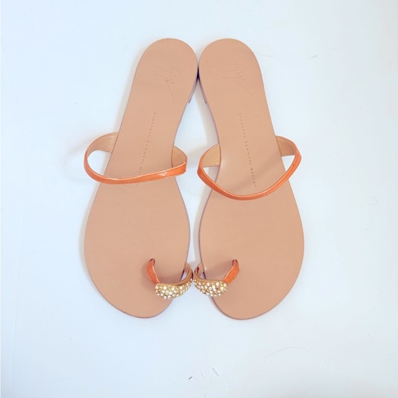 Giuseppe Zannoti Pumpkin Orange Patent Leather rhinestone toe ring sandals EU 39 - Picture 1 of 10